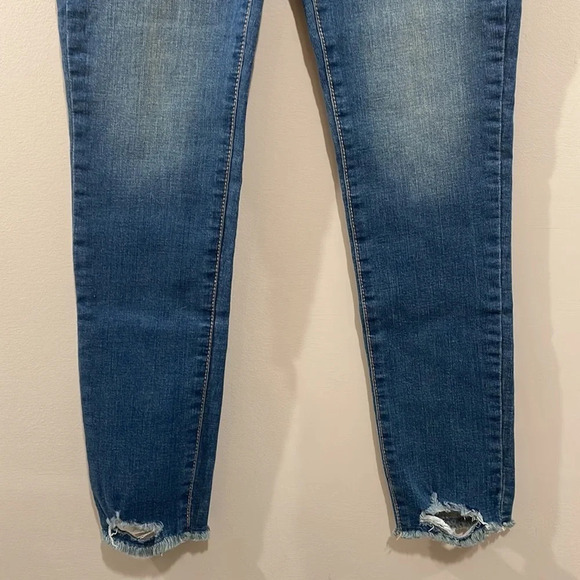 NWT Sofia Jeans By Sofia Vergara Rosa Super HR Curvy Ankle Denim Ankle 2 - Picture 3 of 16